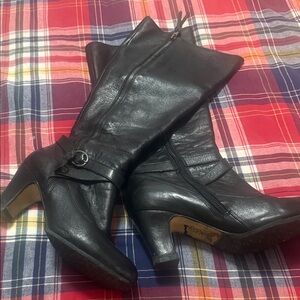 Women's Black Mid-Calf Heeled Boots